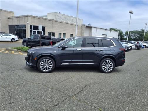2022 Cadillac XT6 Premium Luxury AWD