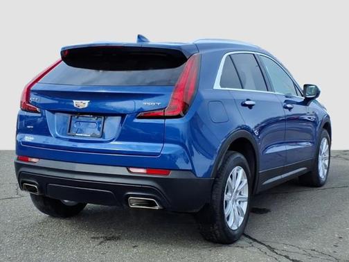 2023 Cadillac XT4 Luxury