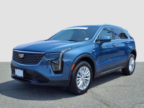 2024 Cadillac XT4 Luxury