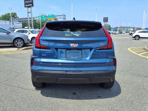 2024 Cadillac XT4 Luxury