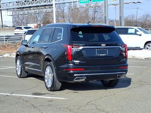 2023 Cadillac XT6 Premium Luxury AWD