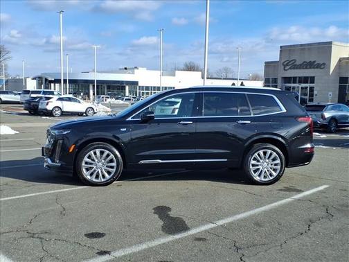 2023 Cadillac XT6 Premium Luxury AWD