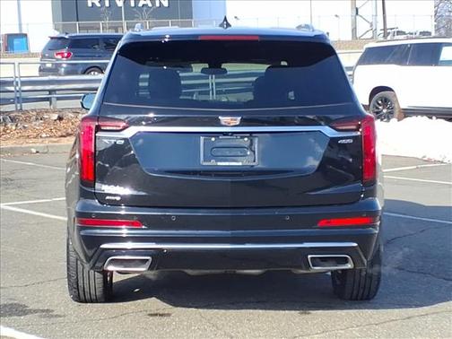 2023 Cadillac XT6 Premium Luxury AWD