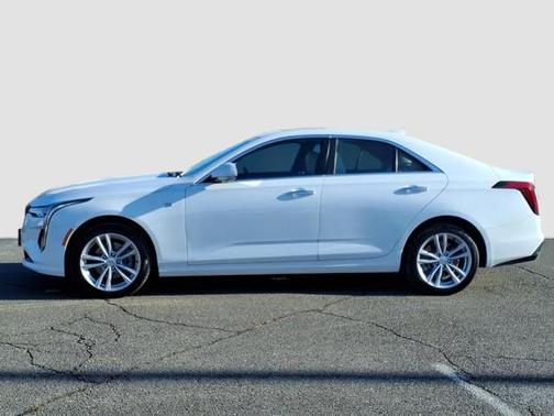 2024 Cadillac CT4 Luxury