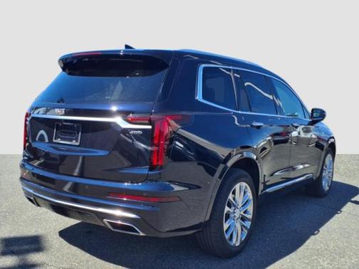 2022 Cadillac XT6 Premium Luxury AWD