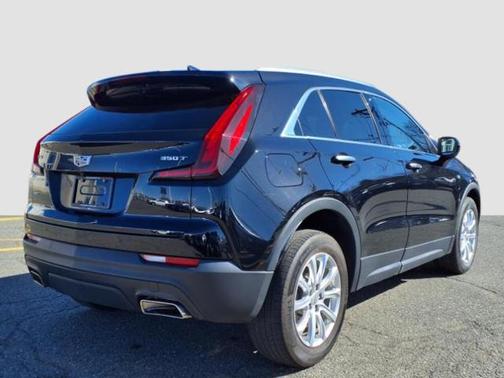2022 Cadillac XT4 Luxury