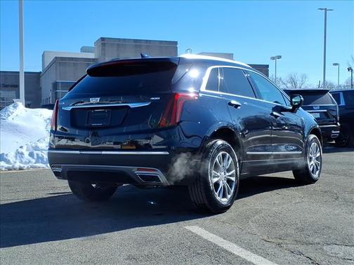 2022 Cadillac XT5 Premium Luxury