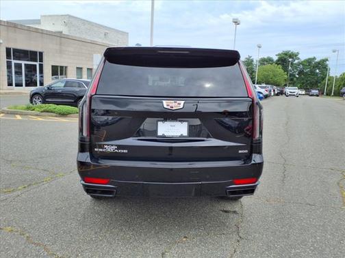 2023 Cadillac Escalade ESV Sport