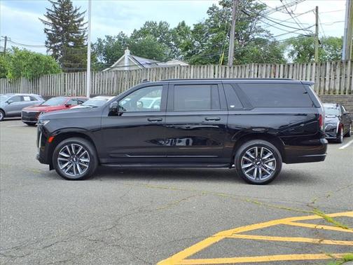 2023 Cadillac Escalade ESV Sport