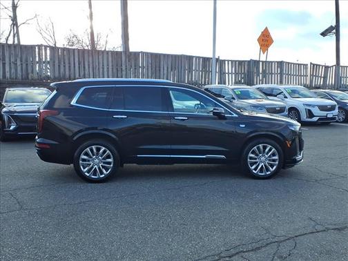 2023 Cadillac XT6 Premium Luxury AWD