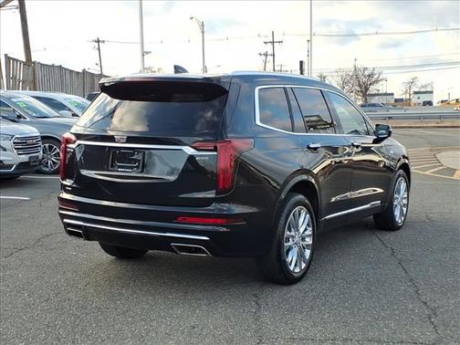 2023 Cadillac XT6 Premium Luxury AWD