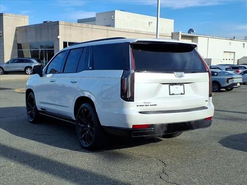 2023 Cadillac Escalade Sport