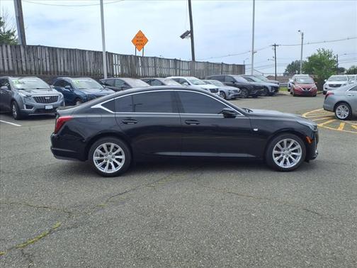 2022 Cadillac CT5 Luxury AWD