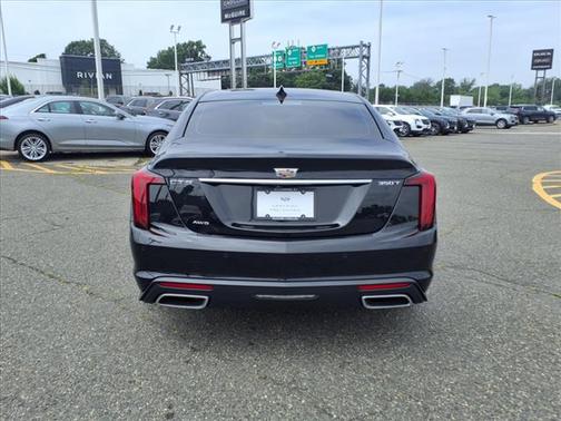 2022 Cadillac CT5 Luxury AWD