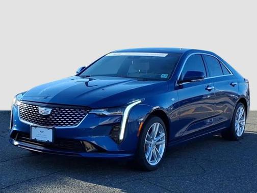 2023 Cadillac CT4 Luxury