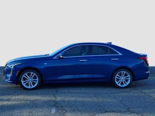 2023 Cadillac CT4 Luxury