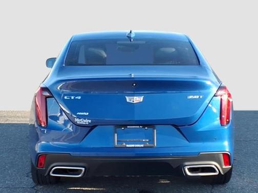 2023 Cadillac CT4 Luxury