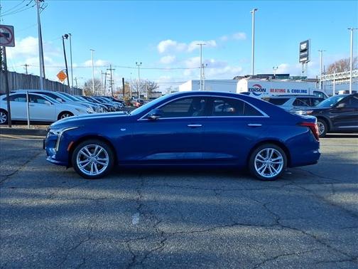 2023 Cadillac CT4 Luxury