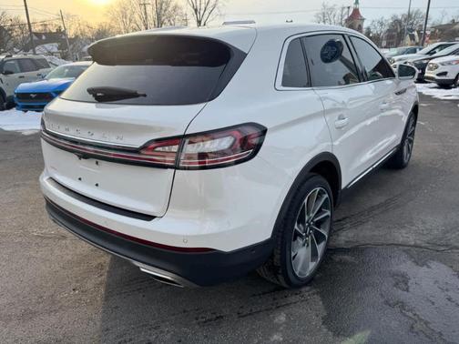 2023 Lincoln Nautilus Reserve