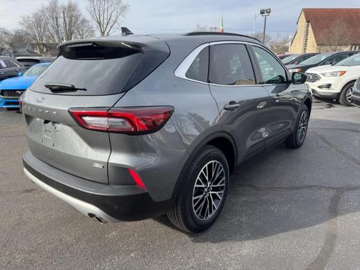 2025 Ford Escape PHEV