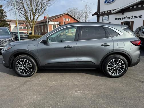 2025 Ford Escape PHEV