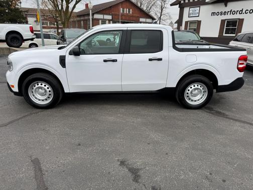 2022 Ford Maverick XL