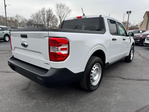 2022 Ford Maverick XL