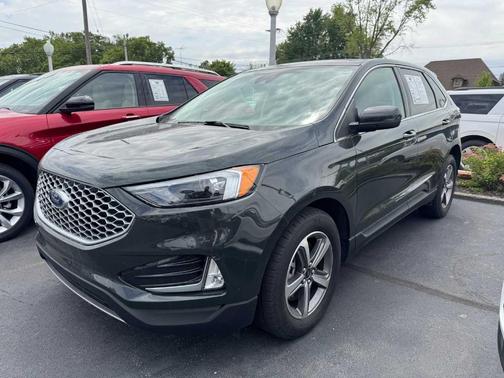 Forged Green Metallic 2024 Ford Edge SEL