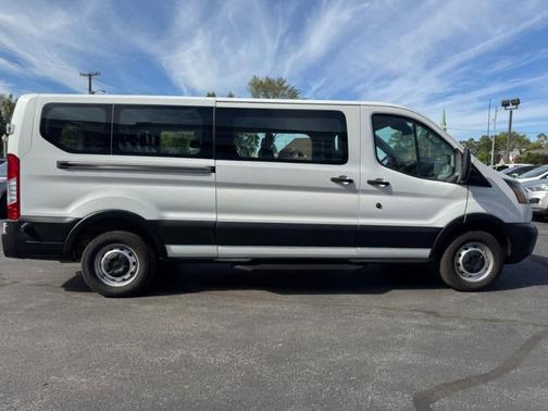 2017 Ford Transit-350 XL