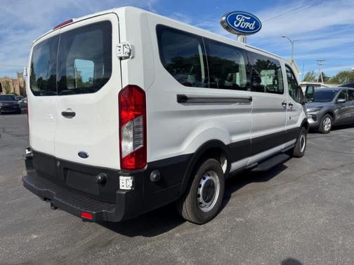 2017 Ford Transit-350 XL