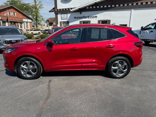 2023 Ford Escape ST-Line Select