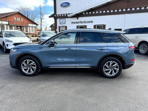2023 Lincoln Corsair Standard