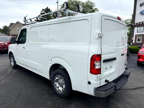 2016 Nissan NV Cargo NV2500 HD SL V6/SL V8