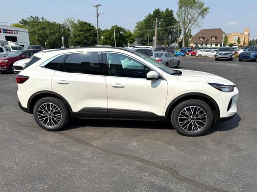 2025 Ford Escape PHEV