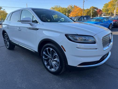 2022 Lincoln Nautilus Reserve