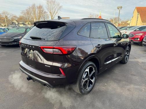 2023 Ford Escape ST-Line Select