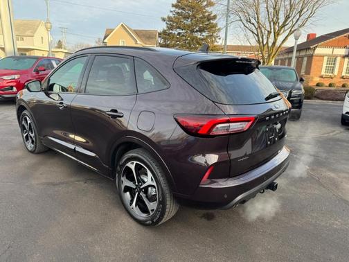 2023 Ford Escape ST-Line Select