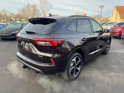 2023 Ford Escape ST-Line Select