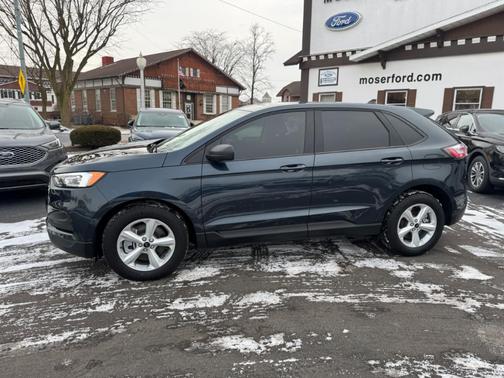 2024 Ford Edge SE