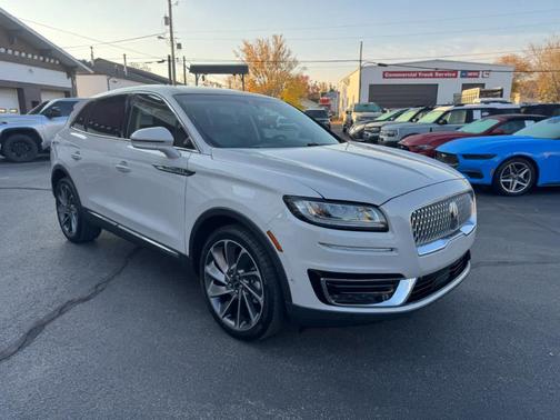 2019 Lincoln Nautilus Reserve