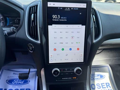 Agate Black Metallic 2024 Ford Edge SEL