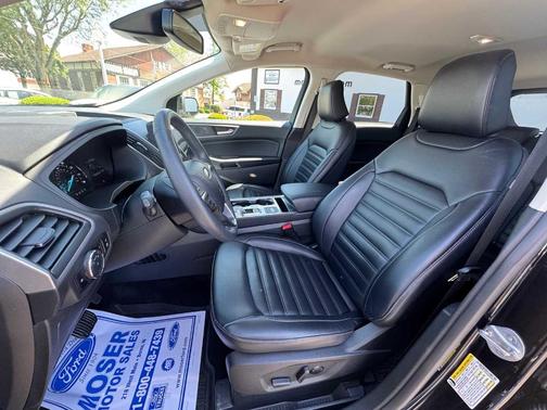 Agate Black Metallic 2024 Ford Edge SEL