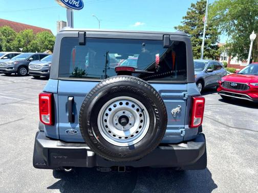 2025 Ford Bronco Base