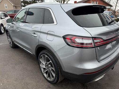 2022 Lincoln Nautilus Reserve