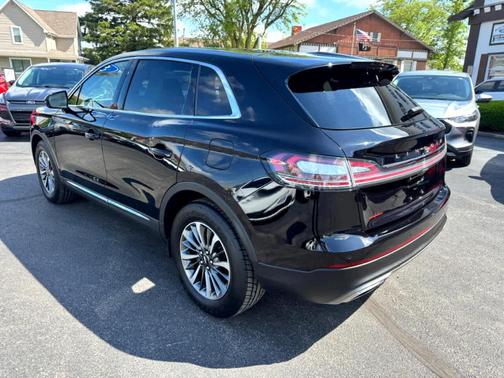 2022 Lincoln Nautilus Standard