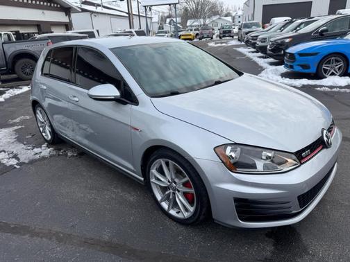 2017 Volkswagen Golf GTI S 4-Door