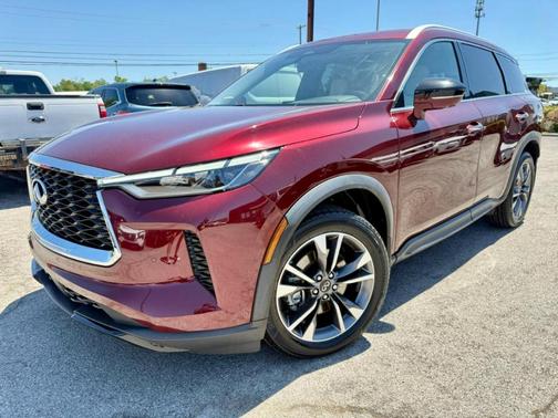 Deep Bordeaux 2023 INFINITI QX60 Luxe