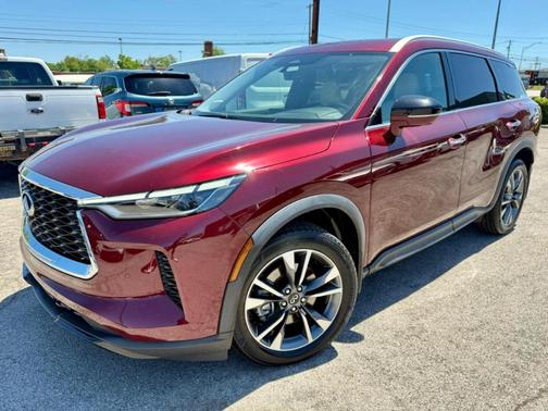 Deep Bordeaux 2023 INFINITI QX60 Luxe