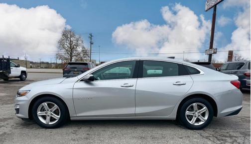 2022 Chevrolet Malibu 1FL