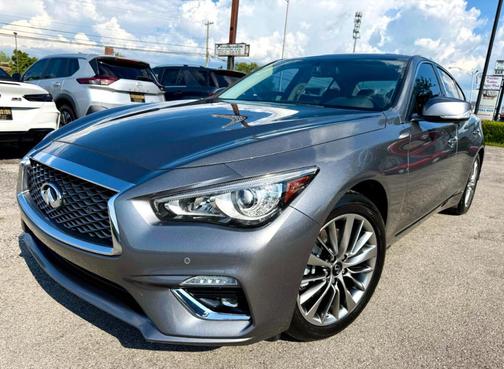 2022 INFINITI Q50 LUXE